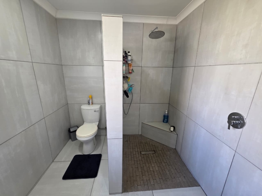 2 Bedroom Property for Sale in The Island Western Cape